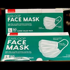 White face mask (one size)